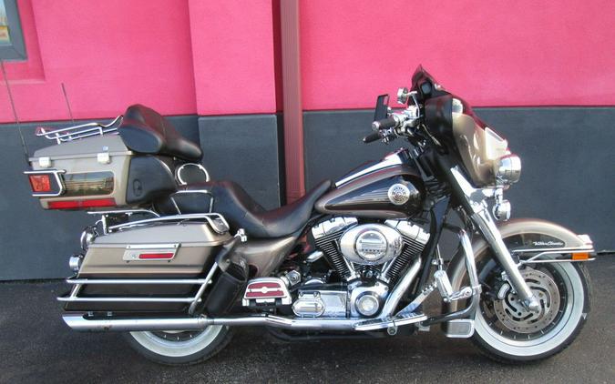 2004 Harley-Davidson® FLHTCUI - Electra Glide® Ultra Classic® Injection