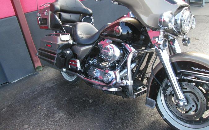 2004 Harley-Davidson® FLHTCUI - Electra Glide® Ultra Classic® Injection