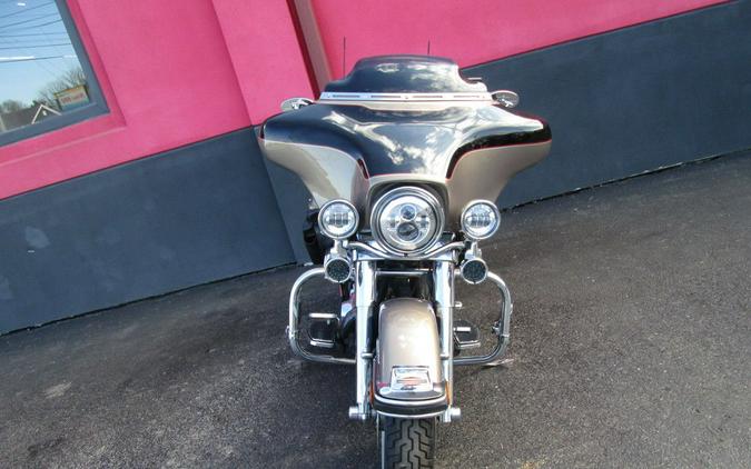 2004 Harley-Davidson® FLHTCUI - Electra Glide® Ultra Classic® Injection