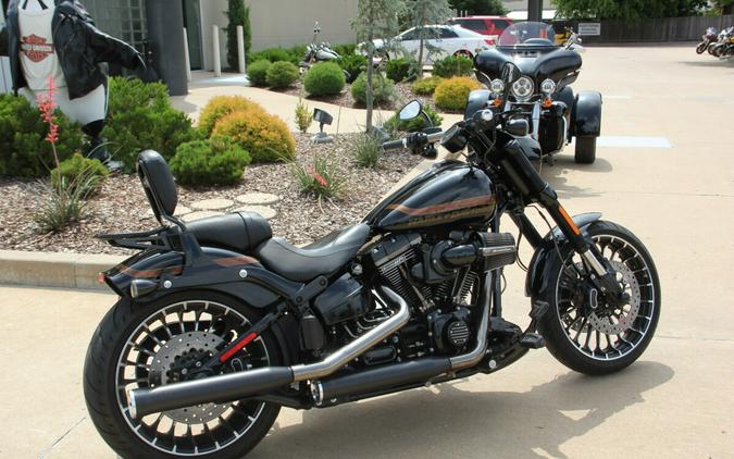 2016 Harley-Davidson CVO Pro Street Breakout