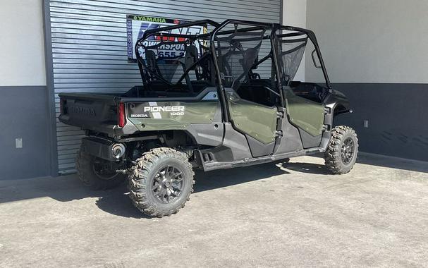 2025 Honda Pioneer 1000-6 Crew Deluxe