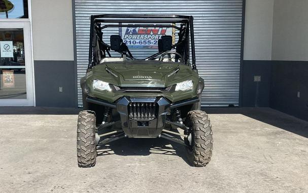2025 Honda Pioneer 1000-6 Crew Deluxe