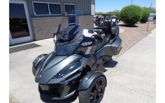 2019 Can-Am Spyder® RT Limited SE6 - Dark Edition