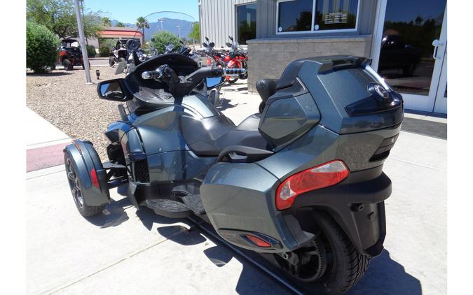 2019 Can-Am Spyder® RT Limited SE6 - Dark Edition