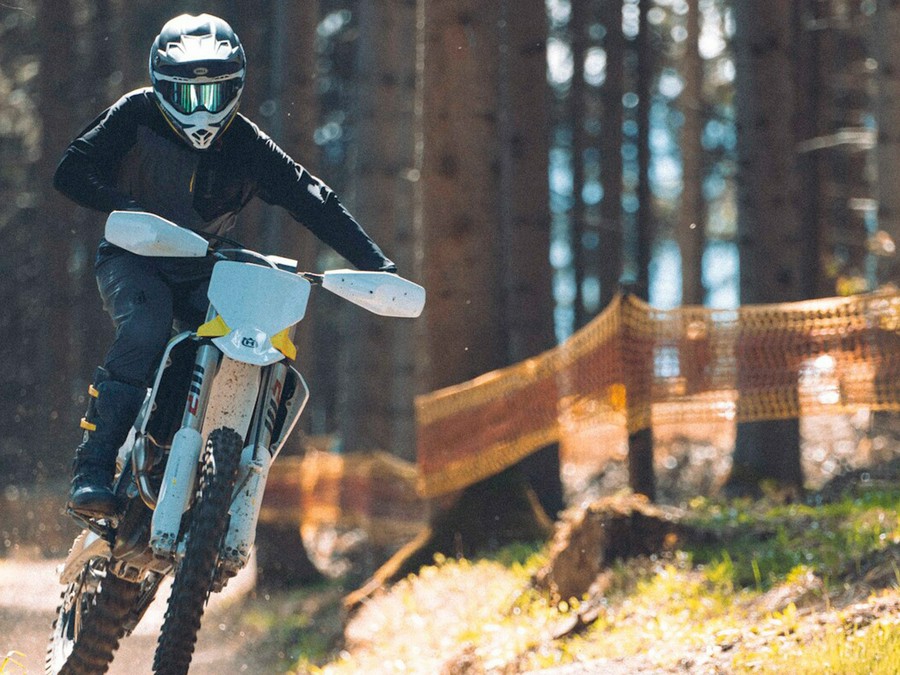 2025 HUSQVARNA FX 350 - HQ239116