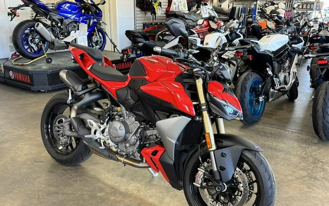 2025 Ducati Streetfighter V2 Ducati Red