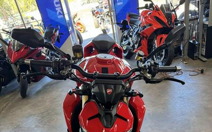 2025 Ducati Streetfighter V2 Ducati Red