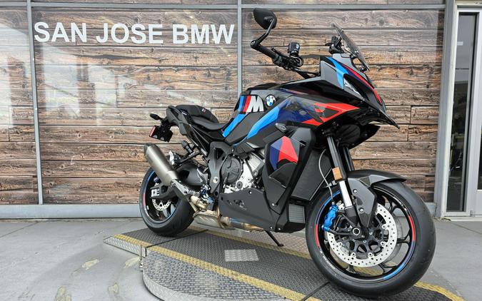 2026 BMW M 1000 XR