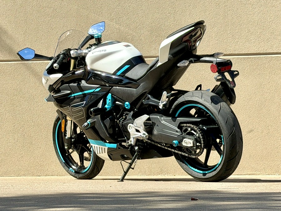 2023 CFMOTO 450SS