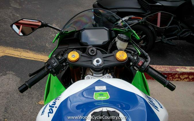 2024 Kawasaki Ninja® ZX™-6R 40th Anniversary Edition ABS