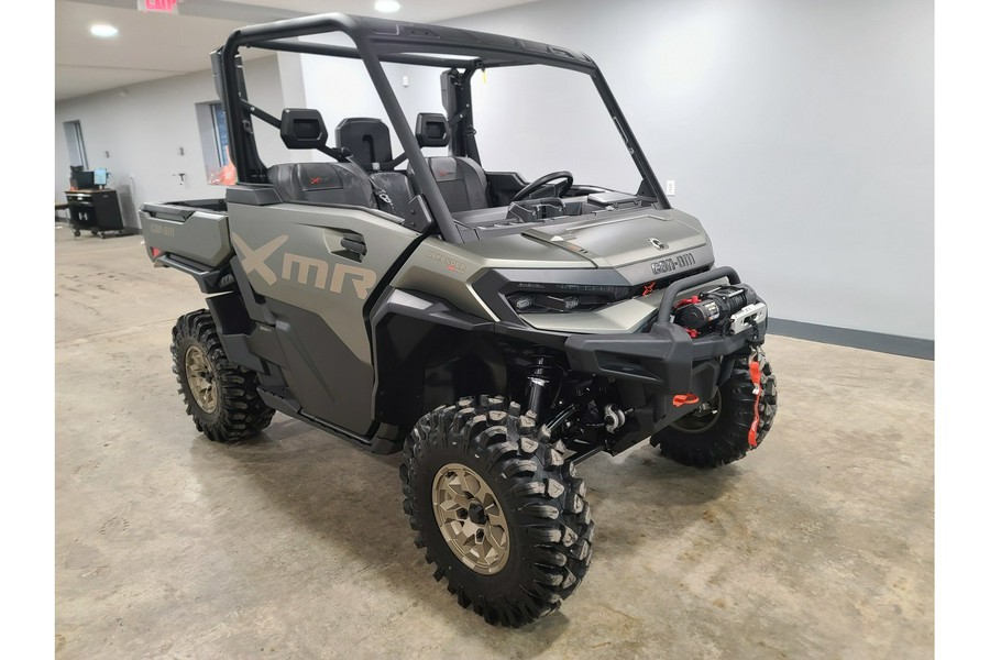 2026 Can-Am Defender X mr with Half Doors HD11