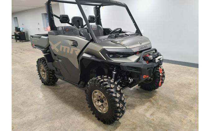 2026 Can-Am Defender X mr with Half Doors HD11