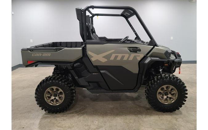2026 Can-Am Defender X mr with Half Doors HD11