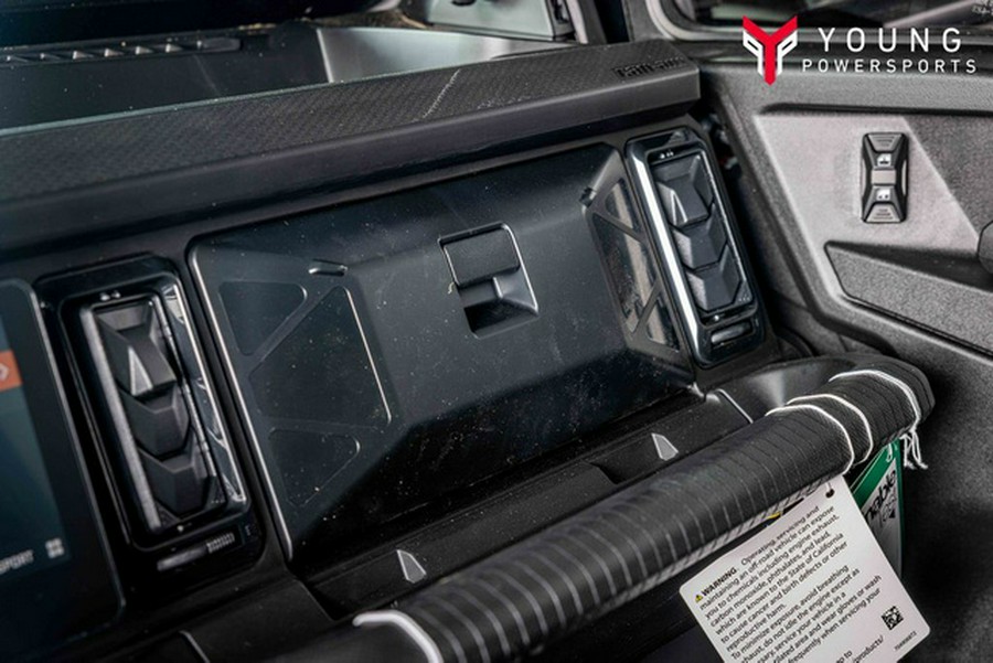 2026 Can-Am Defender Limited HD11