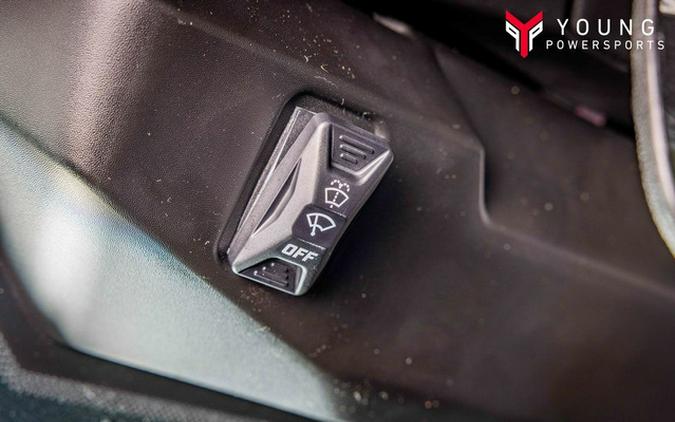 2026 Can-Am Defender Limited HD11