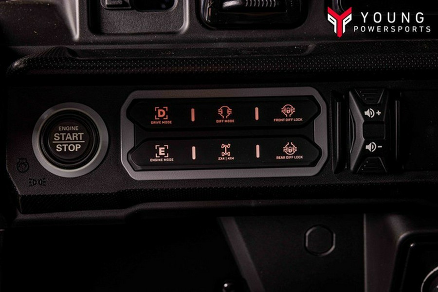 2026 Can-Am Defender Limited HD11