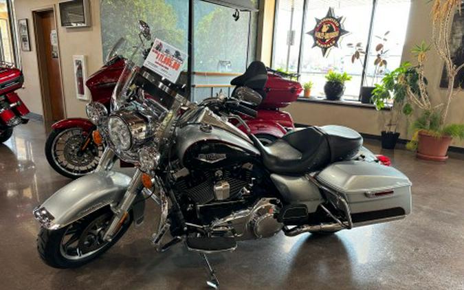 2015 Harley-Davidson Road King®