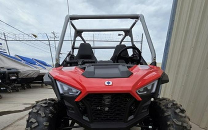 2026 Polaris RZR 200 EFI