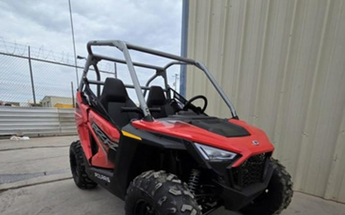 2026 Polaris RZR 200 EFI
