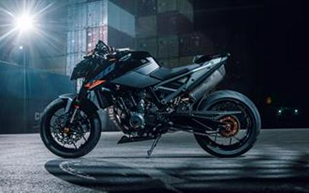 2027 KTM 790 Duke