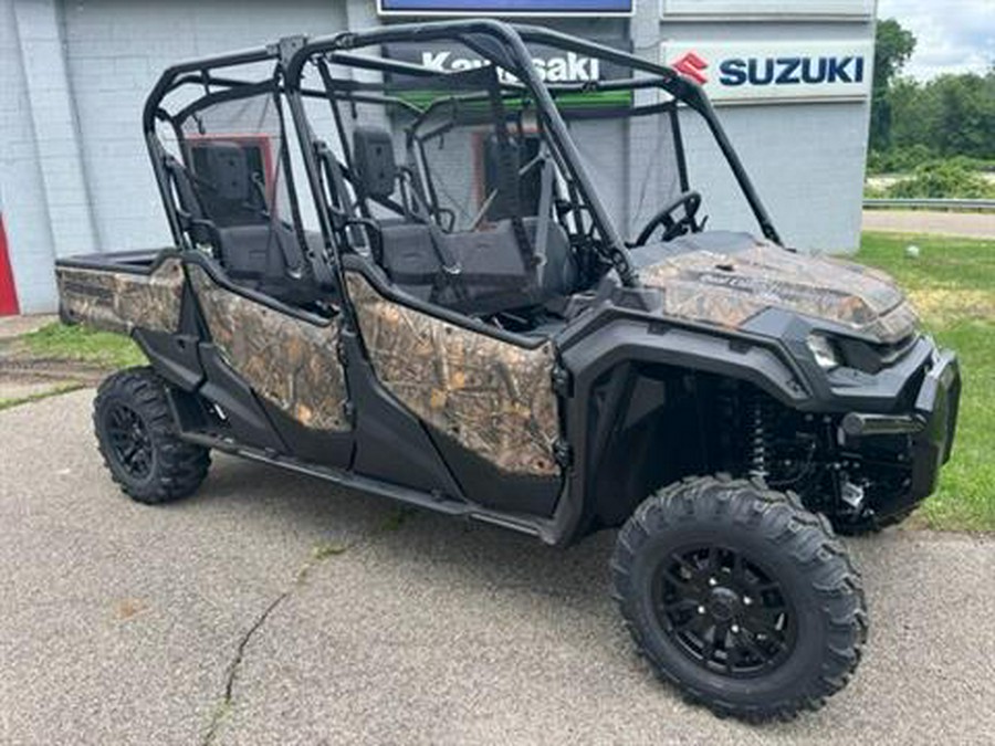 2023 Honda Pioneer 1000-6 Deluxe Crew