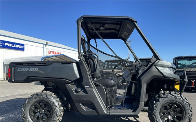 2024 Can-Am Defender XT HD9