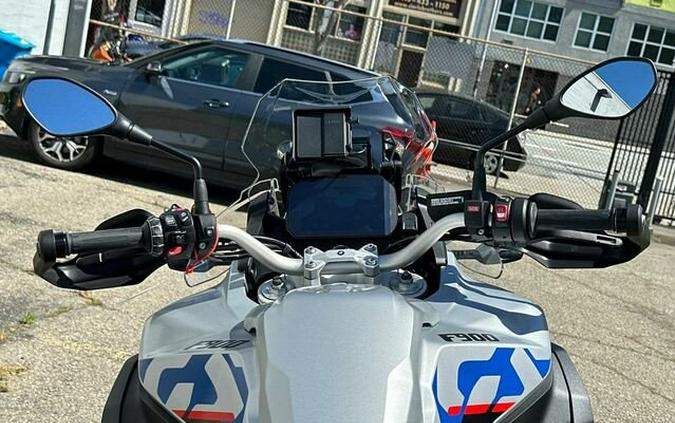 2024 BMW F 900 GS Adventure