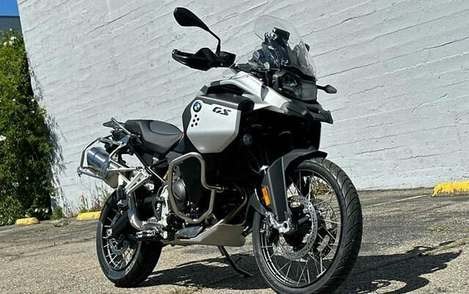 2024 BMW F 900 GS Adventure