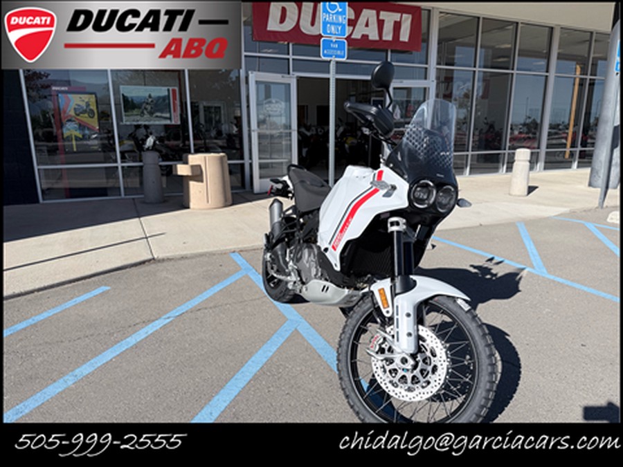 2025 Ducati DesertX