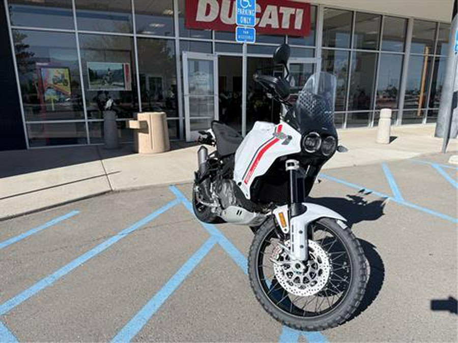 2025 Ducati DesertX