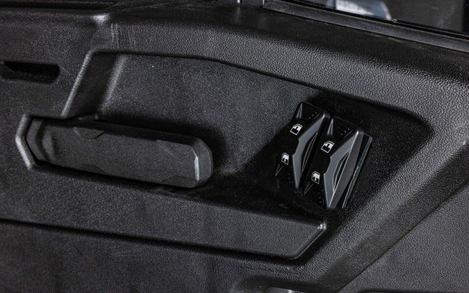 2026 Can-Am Defender Limited HD11