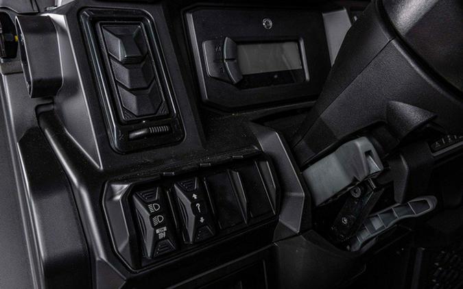 2026 Can-Am Defender Limited HD11