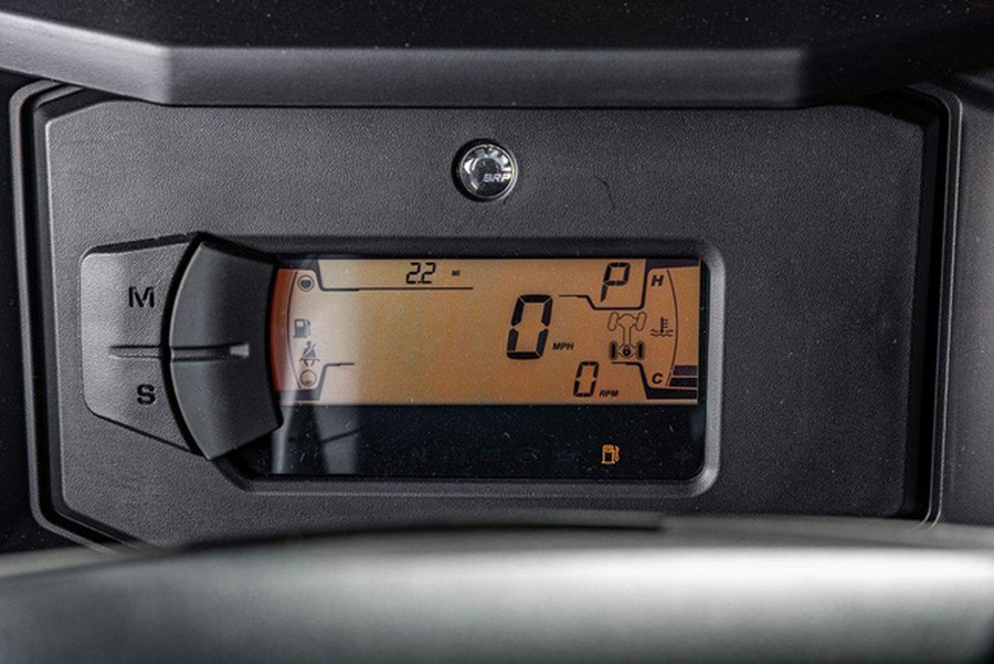 2026 Can-Am Defender Limited HD11