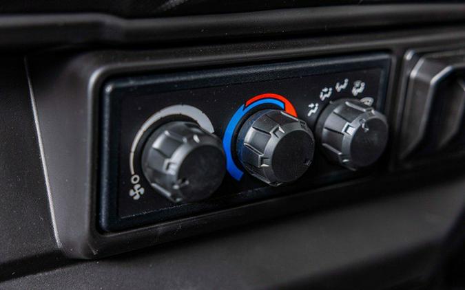 2026 Can-Am Defender Limited HD11