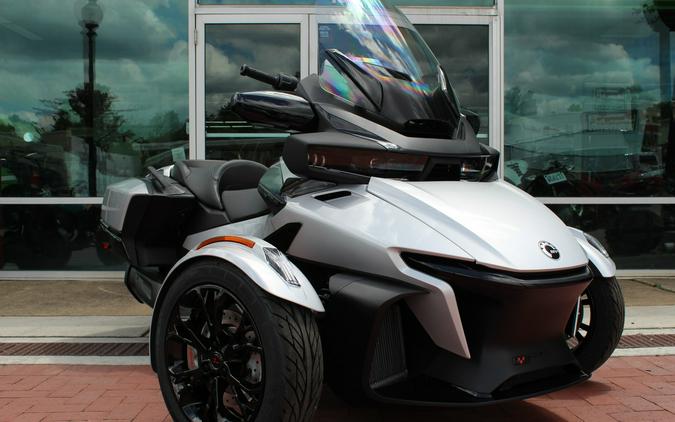 2024 Can-Am Spyder RT