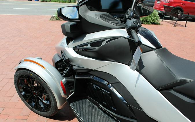 2024 Can-Am Spyder RT