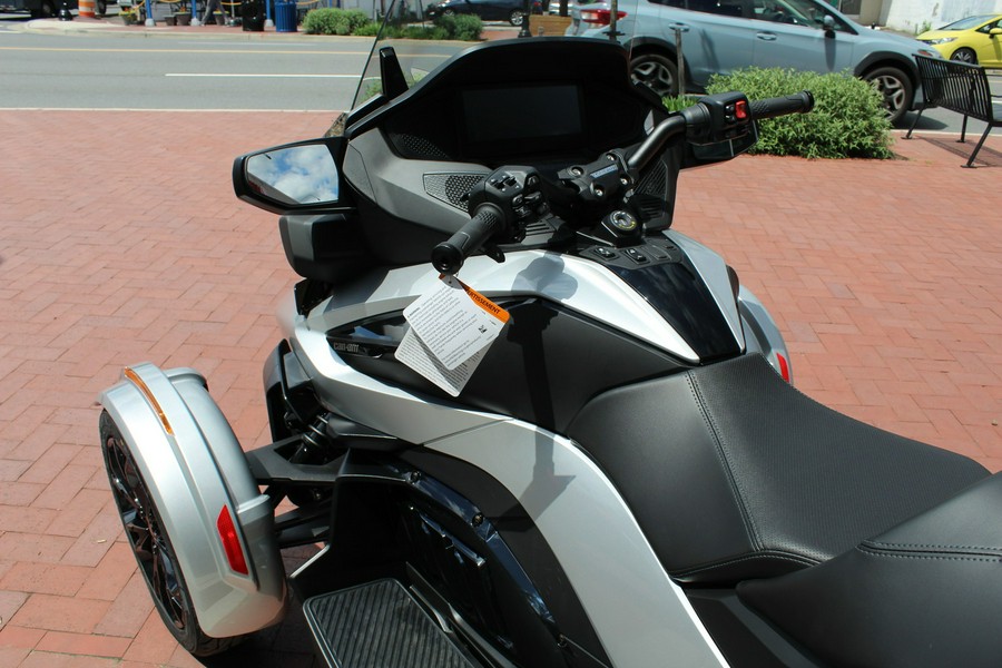 2024 Can-Am Spyder RT