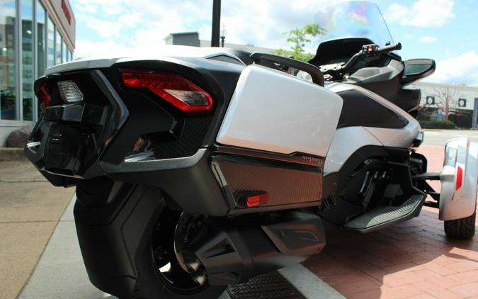 2024 Can-Am Spyder RT