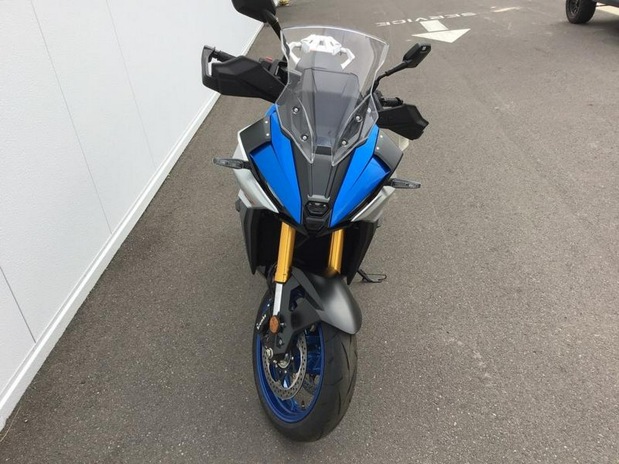 2025 Suzuki GSX-S1000GX+