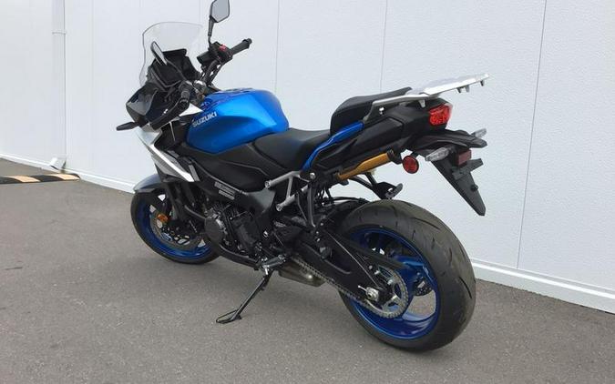 2025 Suzuki GSX-S1000GX+