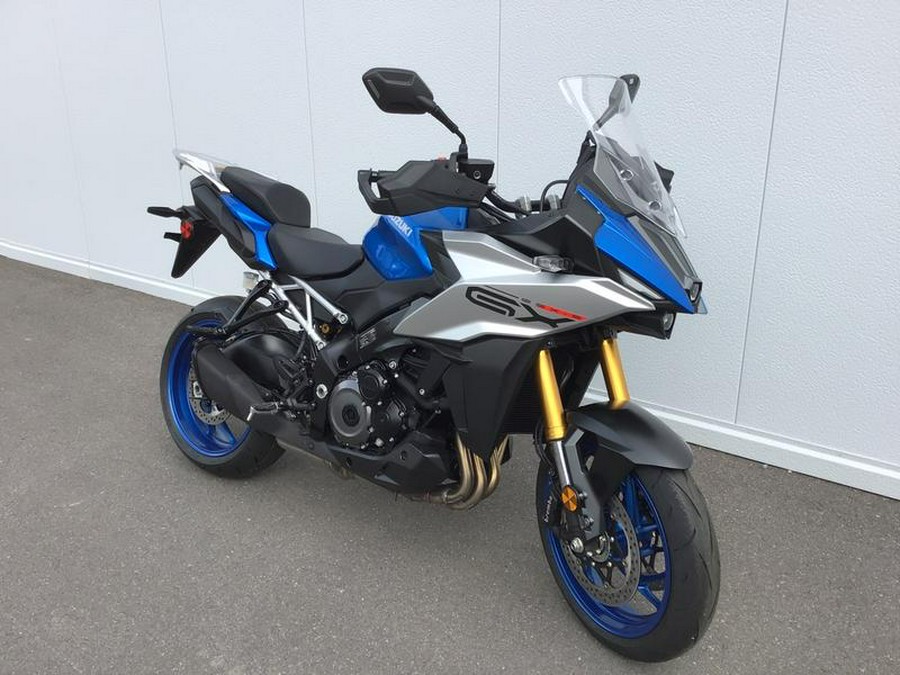 2025 Suzuki GSX-S1000GX+