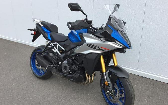 2025 Suzuki GSX-S1000GX+