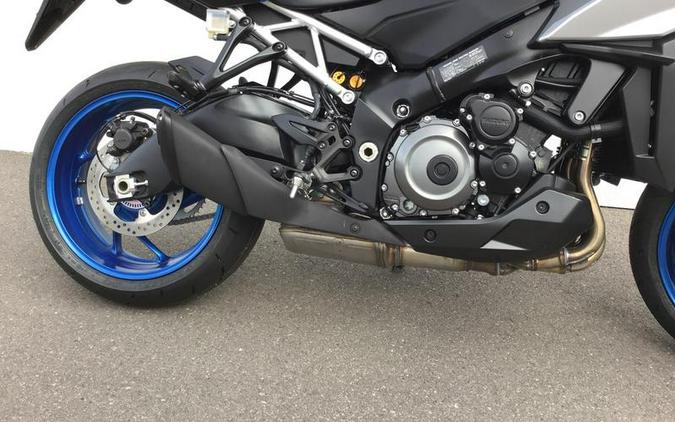 2025 Suzuki GSX-S1000GX+