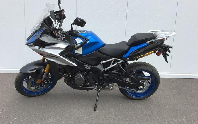 2025 Suzuki GSX-S1000GX+