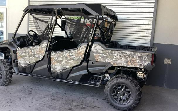 2025 Honda Pioneer 1000-6 Crew Deluxe