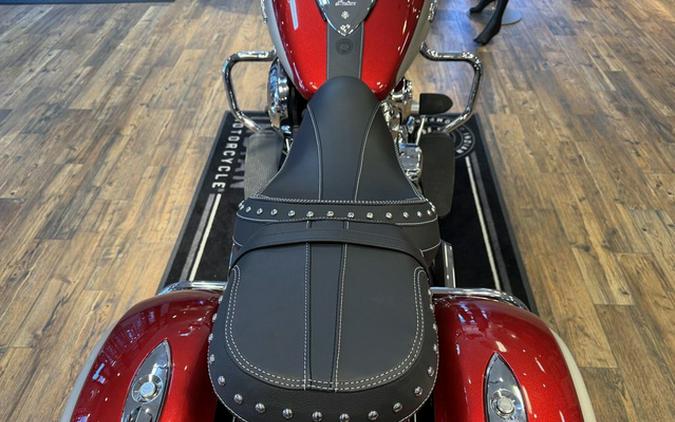 2026 Indian Springfield Sunset Red Metallic / Silver Quartz M