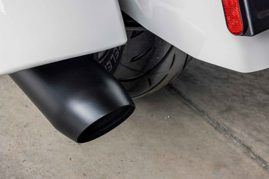 2026 Indian Challenger Dark Horse 112 w/PowerBand Audio Chal