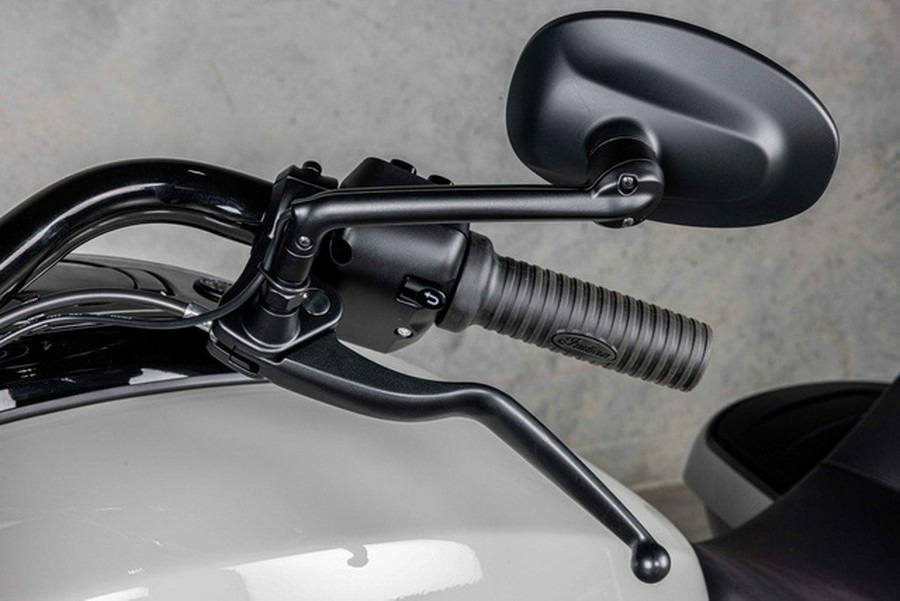 2026 Indian Challenger Dark Horse 112 w/PowerBand Audio Chal