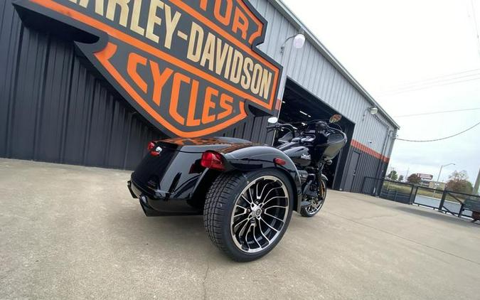 2024 Harley-Davidson® FLTRT - Road Glide® 3