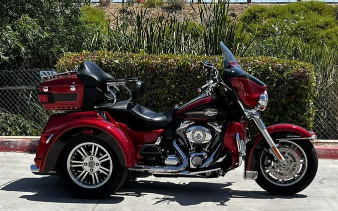 2012 Harley-Davidson® FLHTCUTG - Tri Glide® Ultra